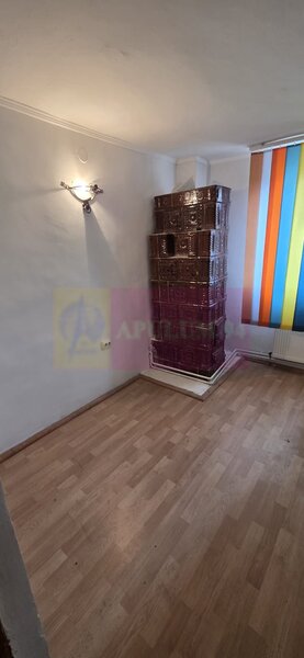 Vila de vanzare cu 5 camere in Busteni